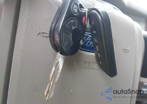 2010 Ford Expedition Limited z USA, uszkodzony, nr VIN 1FMJU2A59AEB53622